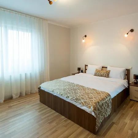 Amira House Villa *