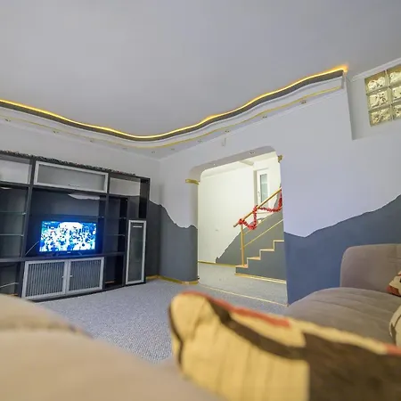 Amira House Villa