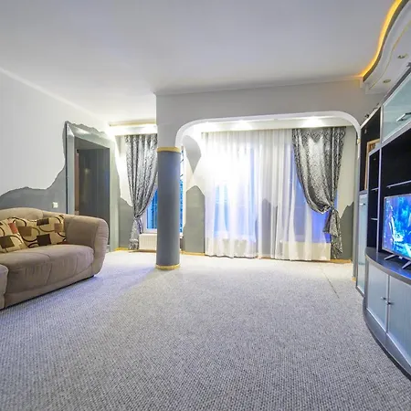 Amira House Villa